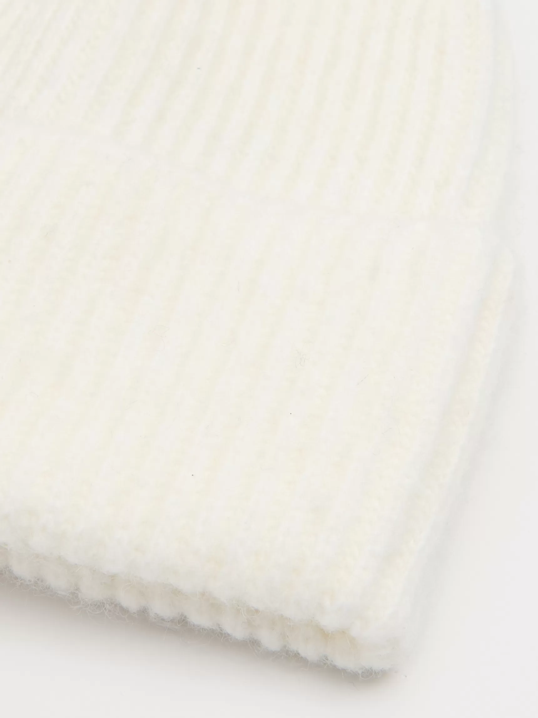 Cropp Mützen>Mütze mit Druck Creme